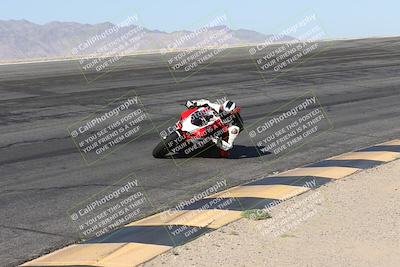 media/May-25-2025-TrackXperience (Sun) [[393a69de75]]/Level 3/Session 2 (Bowl)/